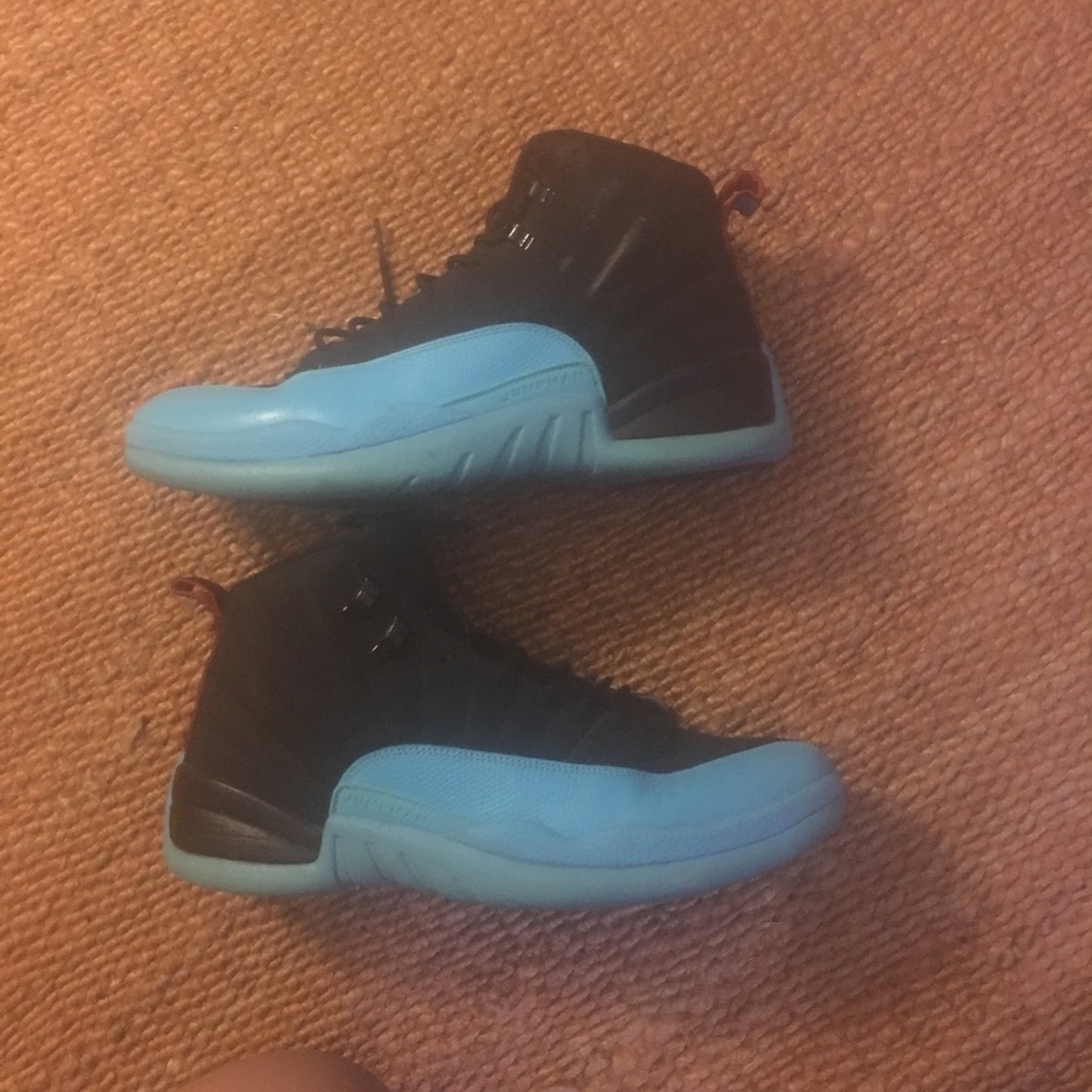 Jordan 12 Gamma blue size 10.5 Yeezy Supreme Bape